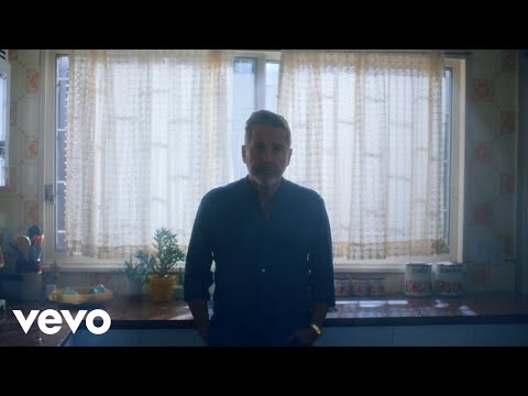 Ricardo Montaner - Te Adoraré (Official Video)