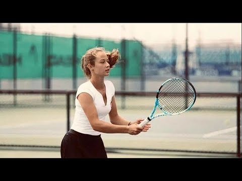 Milli tenisçi Zeynep Sönmez Bulgaristan'da şampiyon oldu