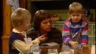 Rolf Zuckowski - In der Weihnachtsbäckerei (wetten dass) 87