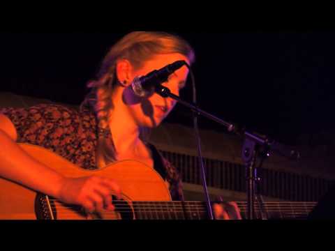 Marieke Lightband - It's time (live)