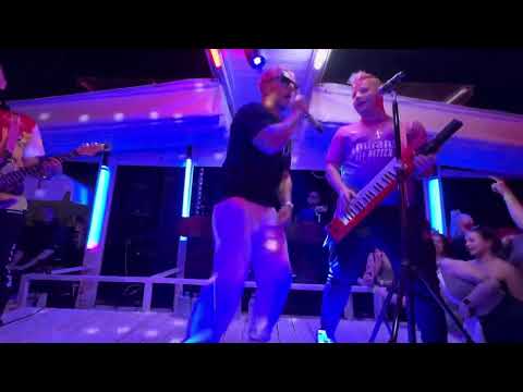 Wejście 49 Jastarnia Skolim  Kiss Me Baby