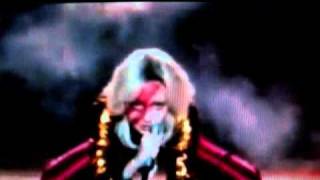 Dakota Fanning- Cherry Bomb (Lyrics)