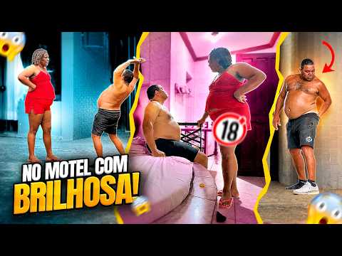 Épico! GALO CEGO ACORDA NO M0TEL COM BRILHOSA E O BICHO PEGA! 😆🤣 | GALO CEGO