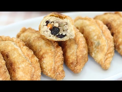 Savory CHICKEN EMPANADAS ( Can be baked or fried )