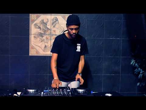 Afro House Moments (Caiiro, Djeff, Vanco, Vitoto & Xoli M ...) mixtape by Nyzer_sa