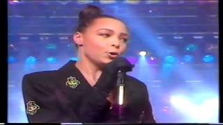 KIM  APPLEBY &quot;Don&#39;t Worry&quot;