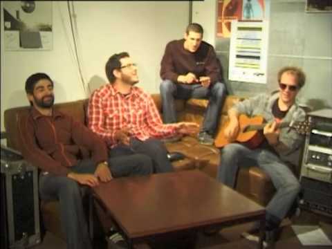 Dr. Woggle & the Radio - No Worries (KiFF Backstage Session)
