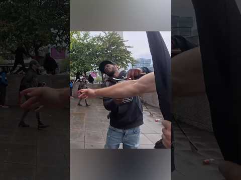 Angry scammer gets humbled 💥