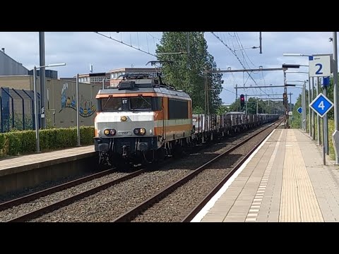 RFO 1837 komt met staal trein door apeldoorn osseveld