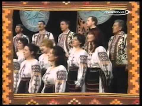 208. Corul Moldova - Foaie verde viorea (Ștefan Popescu). Dirijor Valentin Budilevschi.