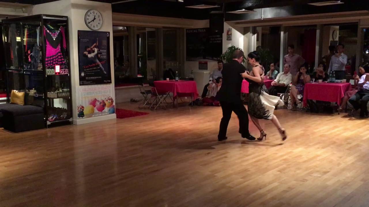 Sebastian Misse Andrea Reyero 2016 en Hong Kong - 4/4