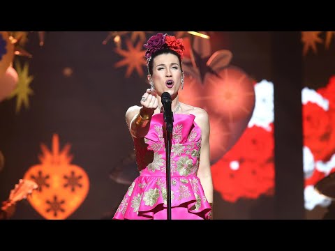 Eva Soriano imita a Natalia Jiménez en 'Amor eterno' - Tu Cara Me Suena