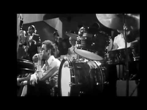 Nina Simone - Ain't Got No, I Got Life