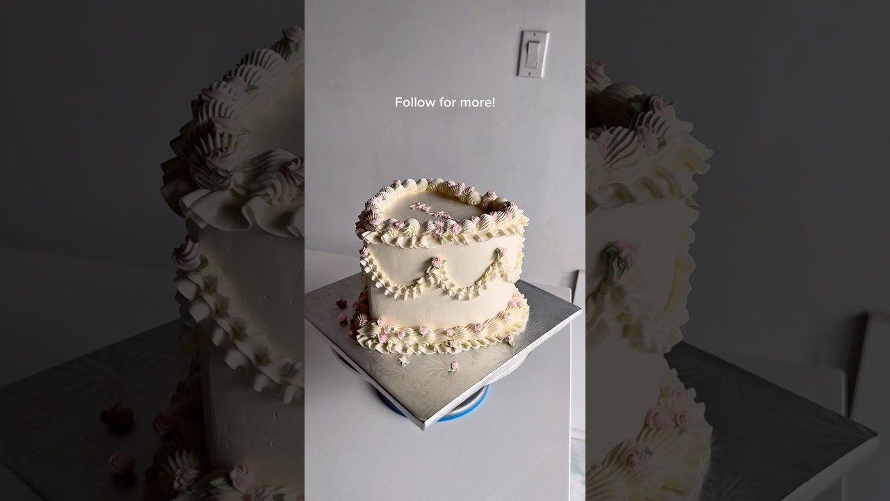 My go-to piping tips for vintage cakes! #cakedecorating #cake #montreal