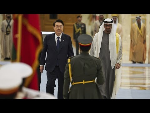 رئيس كوريا الجنوبية يصل الإمارات لتعزيز روابط الشراكة التجارية والعسكرية