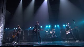 Green Day - 21 Guns (2009 American Music Awards) 60fps