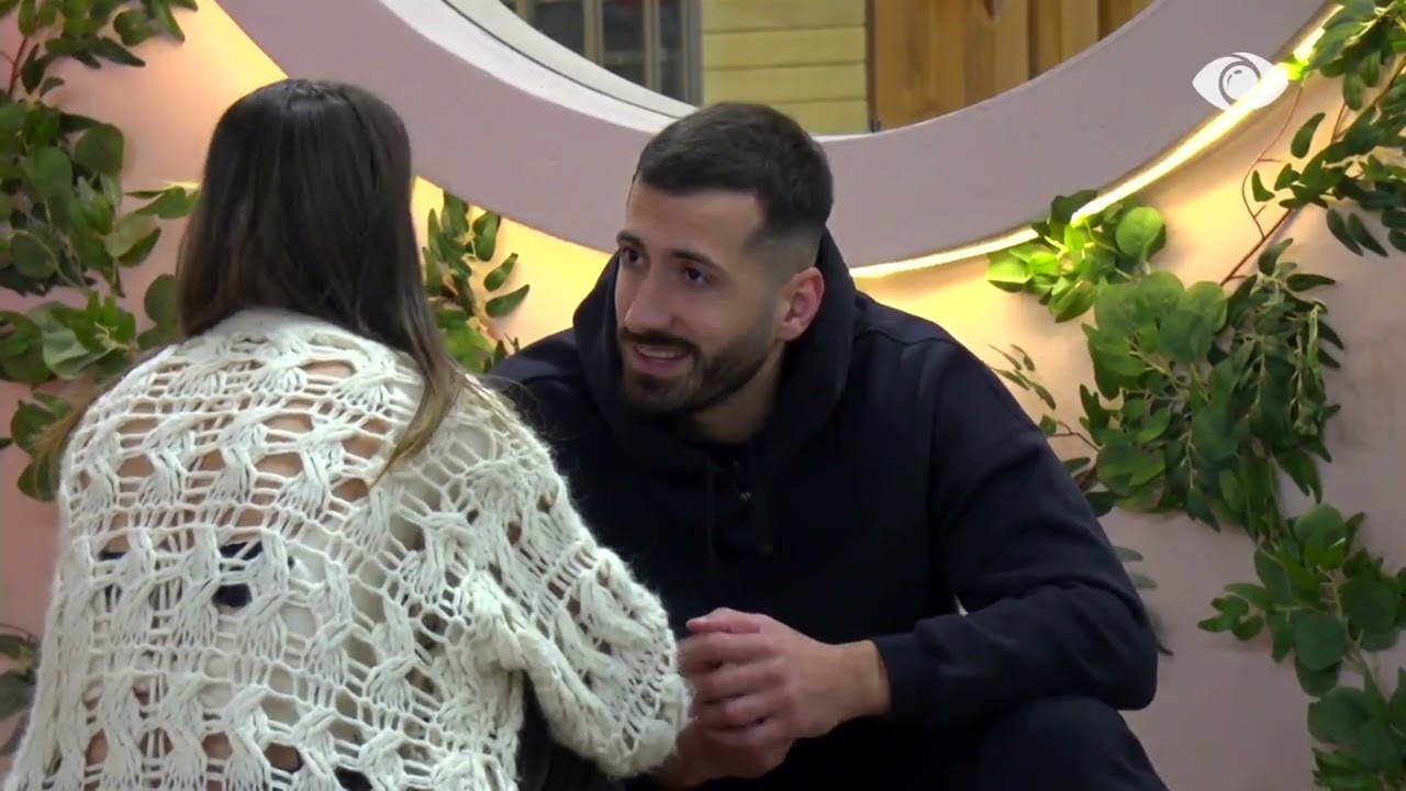 “Ti vetëm ke përfituar”/ Jozi-Loredanës: Më the bëje atë djalë të më kërkoj falje