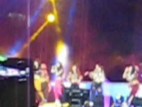 DKFC in Manila - GIRLS GENERATION - Gee
