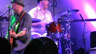 PORQUIS2015SATURDAY 29 MonkeyJunk LastSONG