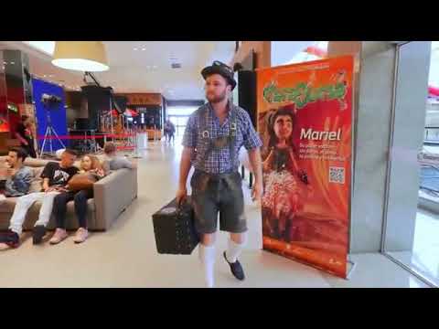 FLASHMOB ANOTHER BRICK IN THE WALL1