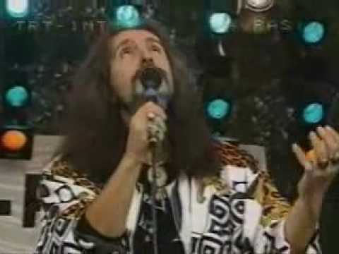 DJ TENAY vs Baris Manco - Hemserim Memleket Nire Remix.wmv