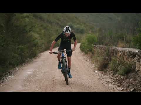 Tristan Nortje and the new USWE MTB Hydro 3 Pack