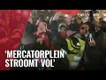Agent viert feest met Marokko-fans op Mercatorplein