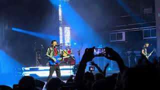 Zobacz, jak Muse gra nowe utwory w Brixton
