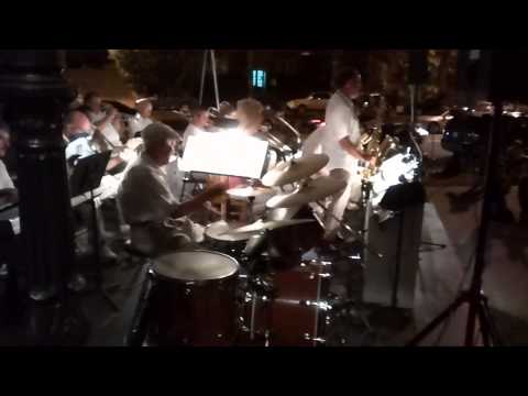 86 yr old drummer Johnny Roy in Louisville, Ky!!