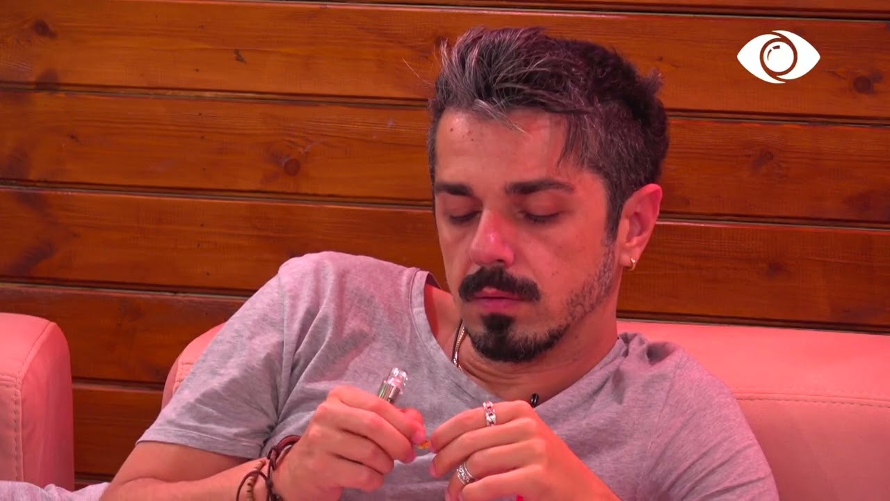 Këtu njerëzit manipulohen shumë kollaj/ Amos bisedon me Dean