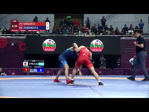 1/2 GR - 55 kg: H. KATAGIRI (JPN) v. K. ZHAKANSHA (KAZ)