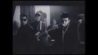 la union - lobo hombre en paris VIDEOCLIP OFICIAL (Rock en español) 1984