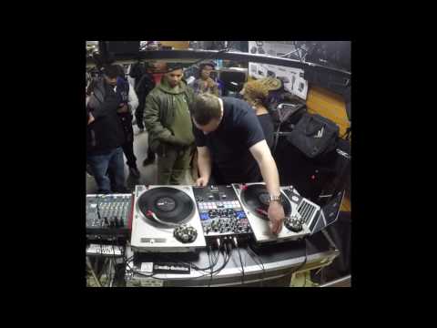 DJ Ragoza @ Rock And Soul Holiday Party 2016