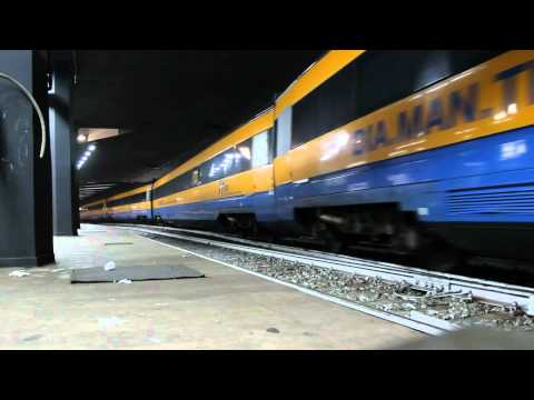 ETR.500 Y2 Dia.Man.Te a Napoli Piazza Garibaldi