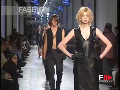 "Versus" Autumn Winter 1997 1998 Milan 1 of 4 pret a porter woman by FashionChannel