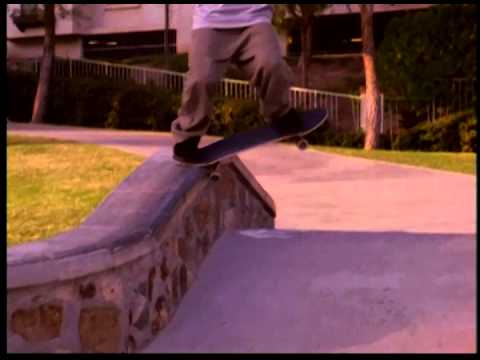 Intro from TWS - 'The Sixth Sense' [1998]