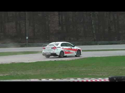 Grzegorz Włoch - Mitsubishi Lancer EVO X - SuperOES 4 Runda Tor Kielce 16-04-2011