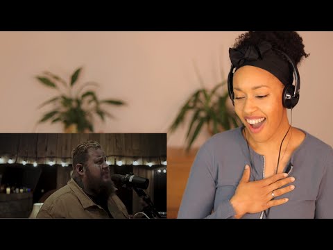 Singer reacts to Jelly Roll - Save Me