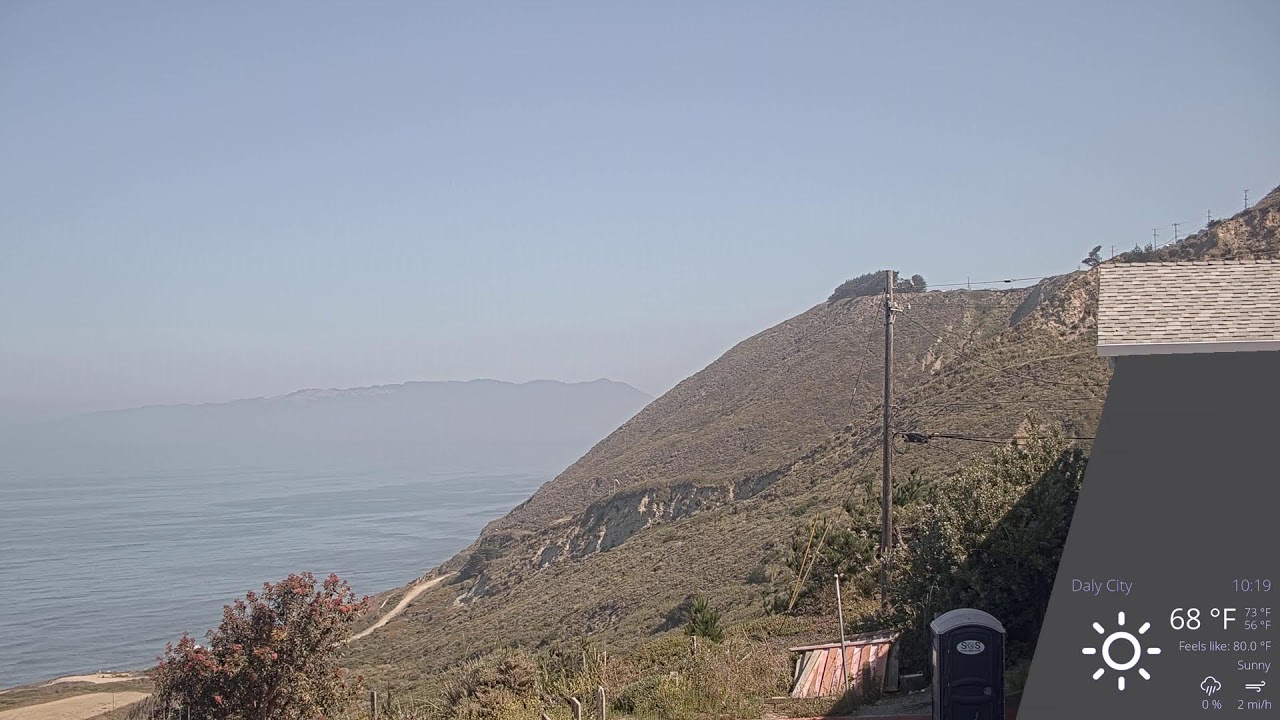 Live webcam view of Mussel Rock Park Overlook