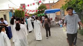 Lagos de Moreno Jalisco, saludos para el padre Luis Miguel y su hermano. Gracias padres. Dios los