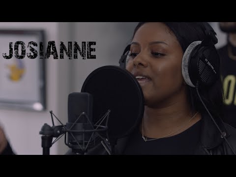 Barungz Online | Josianne