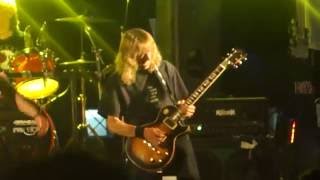 Diamond Head - Wild on the Streets y Lightning to the Nations (XV Skulls of Metal)