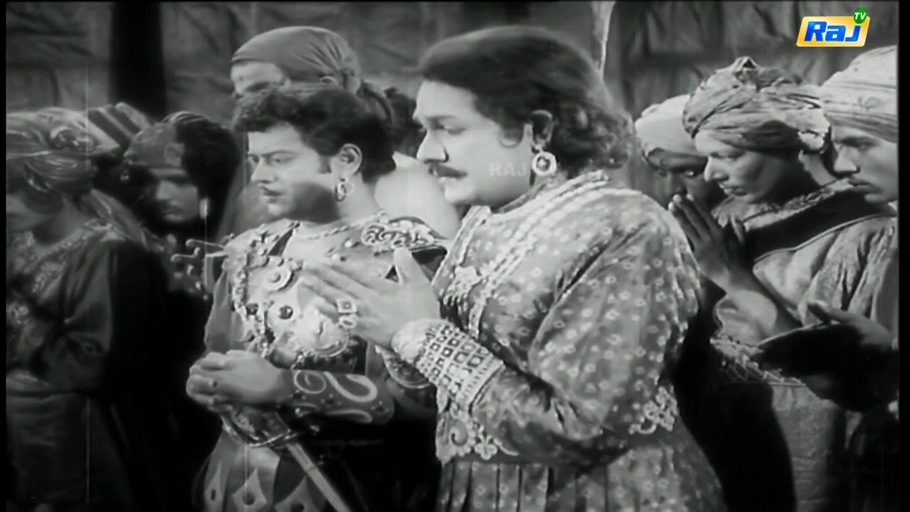 Kadamaiyile Uyir Vazhndhu Song Lyrics | Madurai Veeran | T. M. Soundararajan