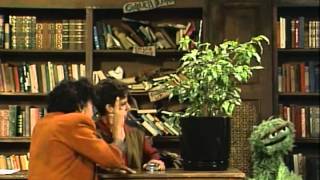 Sesame Street - A New Plant at the Library