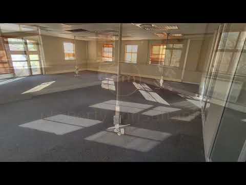 482m² Office to Lease in Faerie Glen