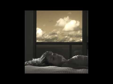 Erika de Casier - December