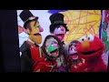 Elmo S World Happy Holidays But Only When The Christmas Carolers Are Onscreen