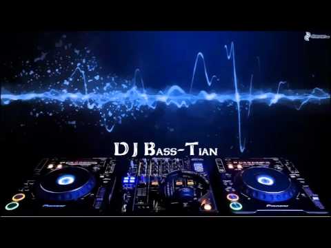 DJ Bass-Tian - MegaMashUp 2016