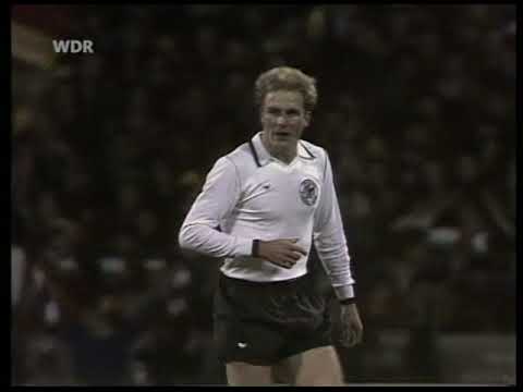 17/10/1979 Euro Champ Qualifier WEST GERMANY v WALES