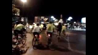 preview picture of video 'friday night bike on tour udon thani'